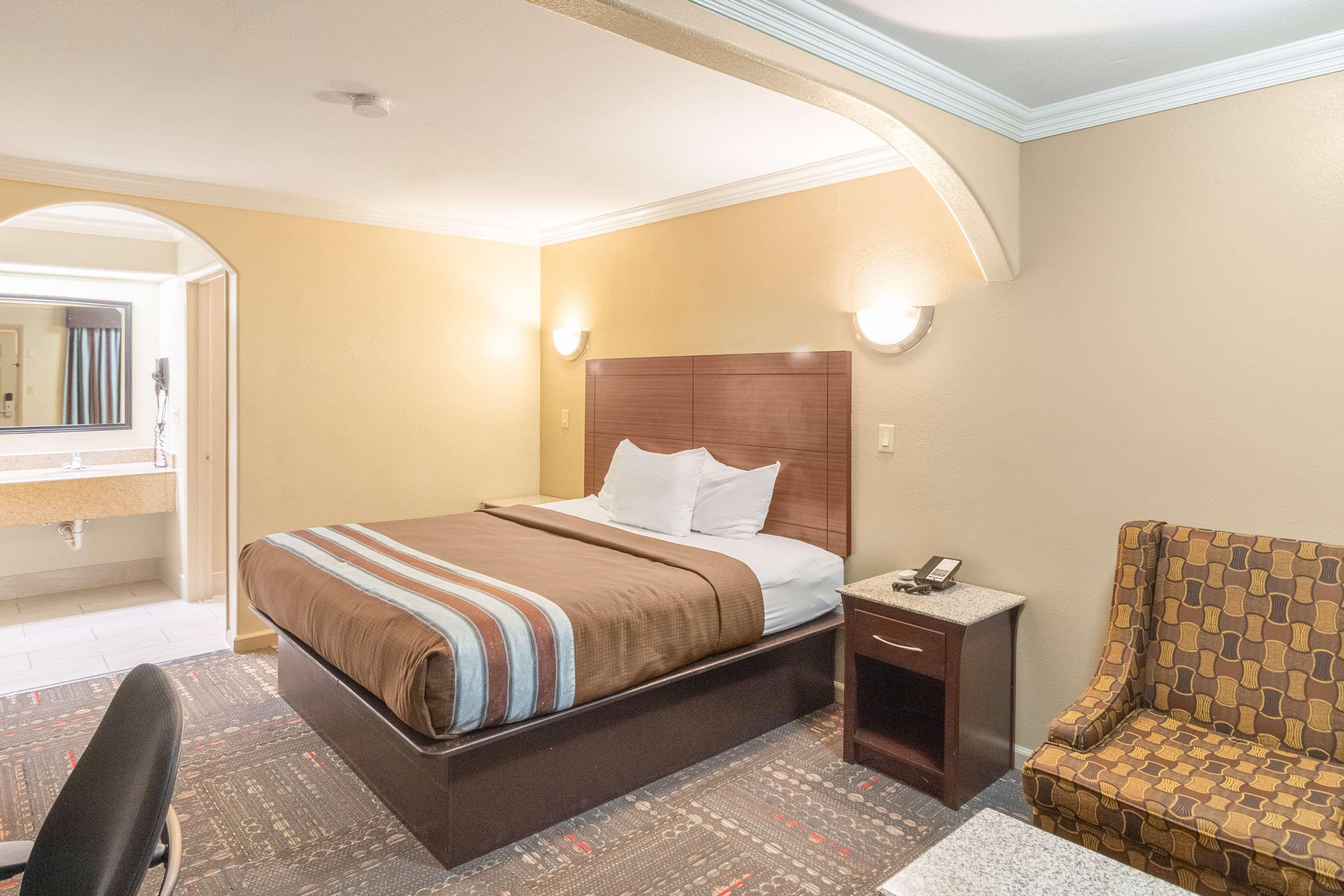 Hotel Dan Inn Uberaba & Convencoes By Nacional Inn מראה חיצוני תמונה